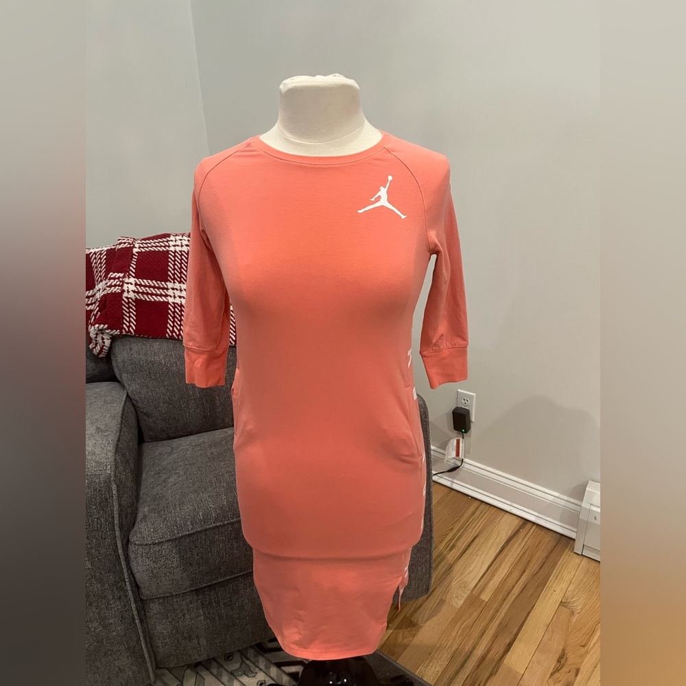 Air Jordan Girls Pink Dress With Pockets Size M‎ 10-12 Kids